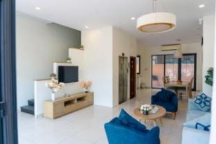 LyLy Villas Homestay Ha Long  Vacation rental in Laos