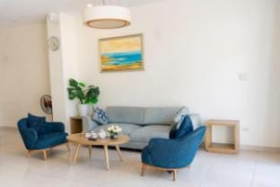 LyLy Villas Homestay Ha Long  Vacation rental in Laos