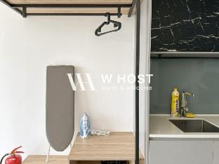 2-Bed Muji Studio Petaling Jaya Free WiFi+Netflix Vacation rental in Petaling Jaya