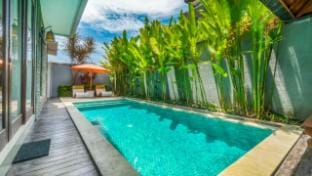 Tropical Minimalist 3BR Villa Canggu-5Min Beach Villa in North Kuta