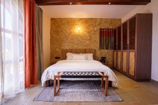 Travalong Veera- 3 BHK Pool Villa Villa in Maharashtra