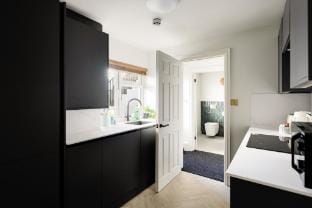 Opulent 2-bed Retreat with Garden Apartment in Bristol