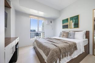 Cebu IT Park Studio Rental with Pool Access Vacation rental in Lapu-Lapu City