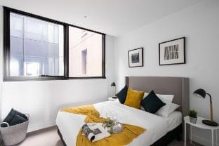 Bright & Modern 2BR Apt on Iconic Chapel Street Vacation rental in Melbourne