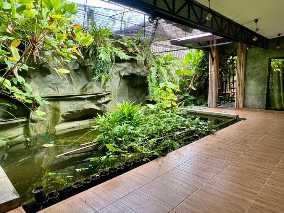 ใบบอน บูติค เฮ้าส์ ภูเก็ต Hotel in Phuket