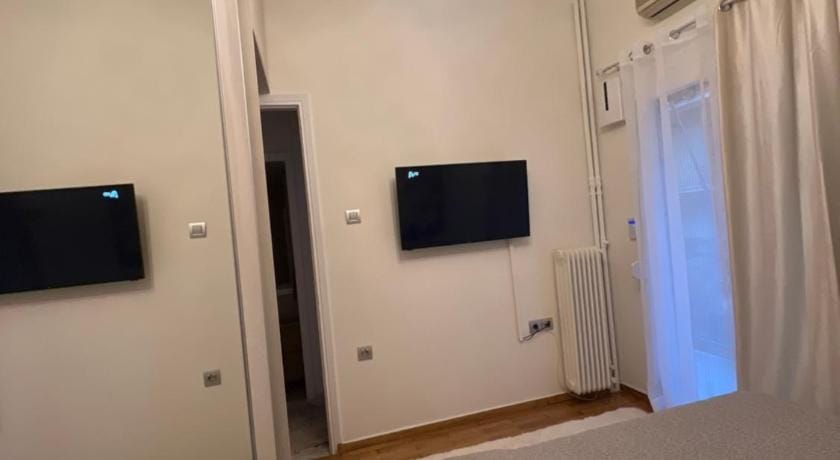 Cozy Nest at Lykavitos Apartment in Athens