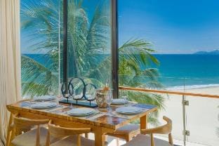 2BR Luxury Ocean View Block C Apartment in Hoa Hai