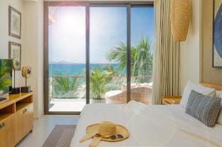 2BR Luxury Ocean View Block C Apartment in Hoa Hai