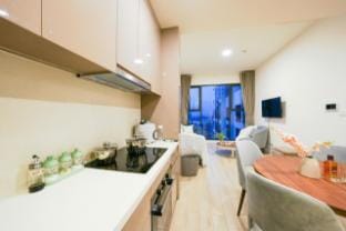 UTA Masteri Centre Point, 1bedroom free pool gym Apartment in Ho Chi Minh City