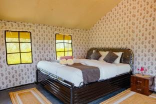 Panjare nature camp  Luxury tent in Maharashtra