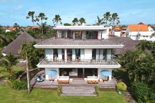 Villa Hawa Sawah Canggu 6 bedroom Villa in North Kuta