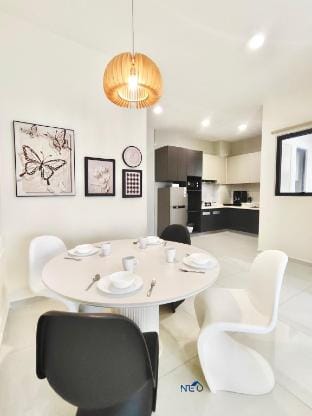 Insta 2BR Sea View Suites/Country Garden Kings Bay Apartment in Johor Bahru