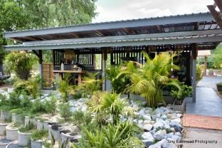 Up the Farm Homestay at Talay Bua Daeng Vacation rental in Laos