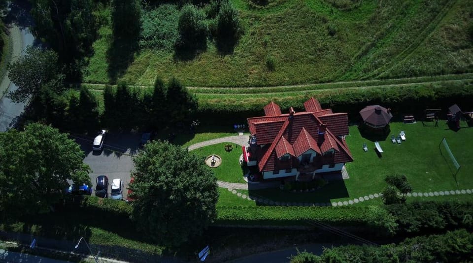 Bieszczady111 - pokoje 2 i 3 osobowe Hotel in Slovakia