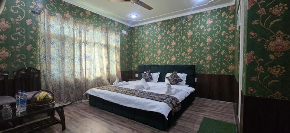 Hotel AL - Habib Hotel in India