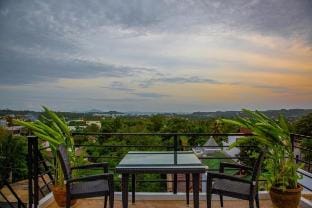 Rawai Pool Villa, Phuket, 2 BR Vacation rental in Rawai
