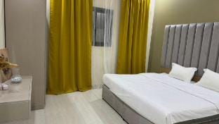 IS 6 New apartment gold style Vacation rental in Riyadh