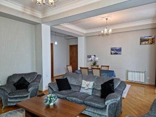 Maiden tower apartment Vacation rental in Baku