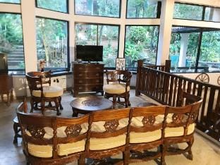 Brookside  Neture Resort Suite  Apartment in Central Province