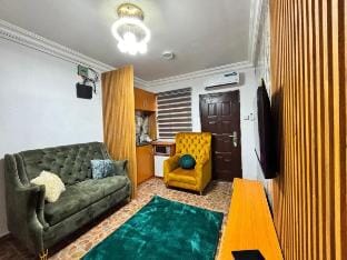 Cozy Twin 5 Vacation rental in Lagos, Nigeria