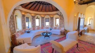 Charming Castle Villa in Kaş/Yarimada Villa in Muğla Province