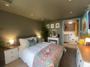 Paddons Lodge Apartment in West Devon District