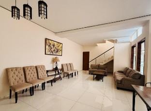 Geulis Villa Vacation rental in Parongpong