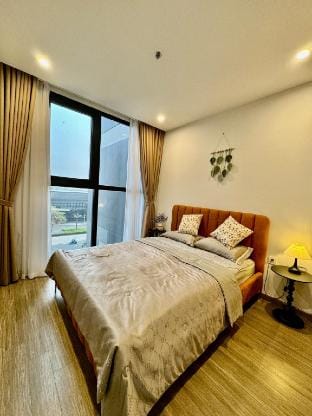 Vinhomes Ocean Park 1 -Pavilion homestay Apartment in Laos