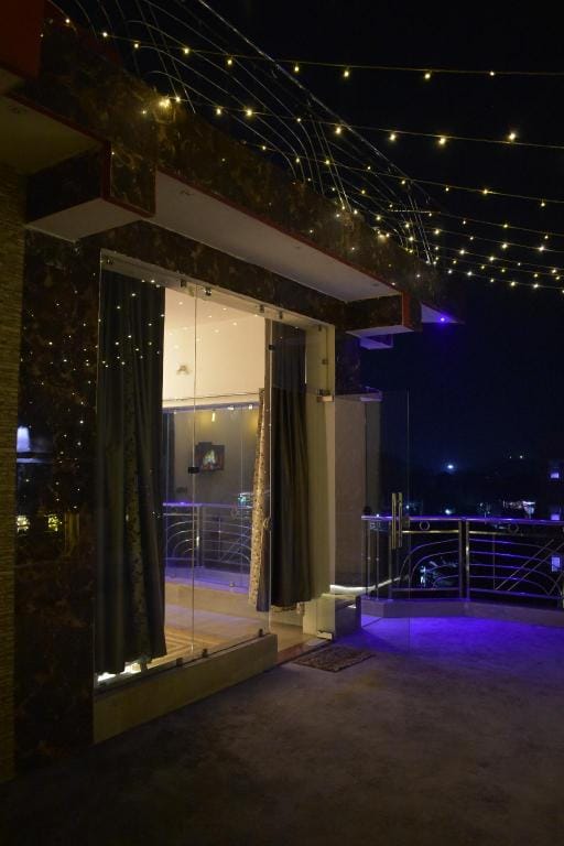 Mountain View With Hot Bathtub Apartment in West Bengal