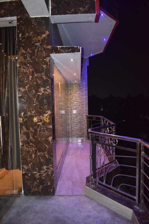 Mountain View With Hot Bathtub Apartment in West Bengal