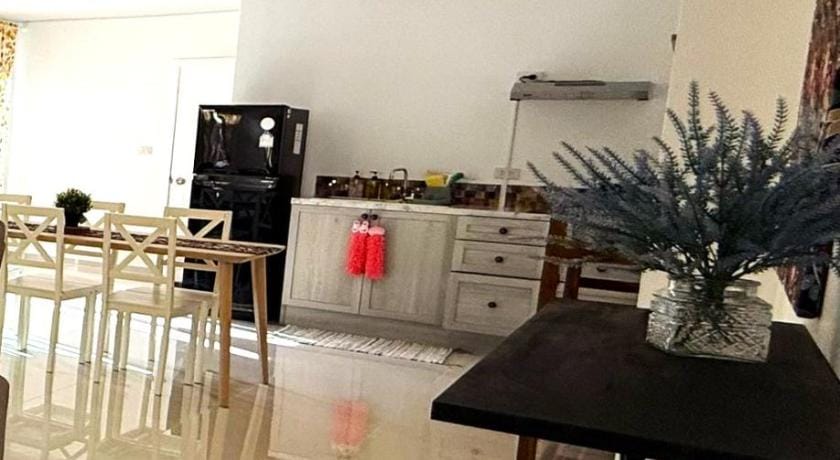 BEACH APARTMENT Apartment in Chon Buri Changwat