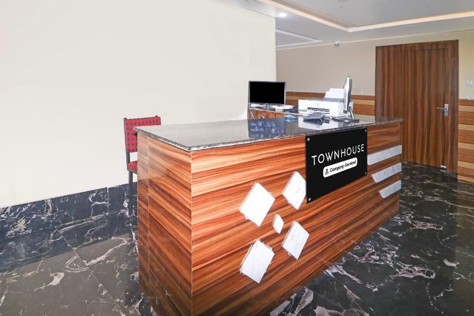 Townhouse Bank More Dhanbad Formerly Rise And Dine Hotel in West Bengal
