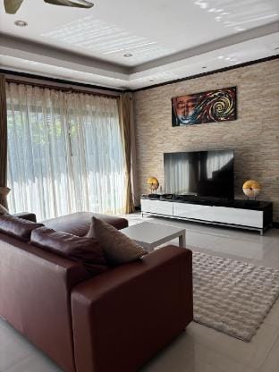 Kathu Golden Villa Villa in Kathu