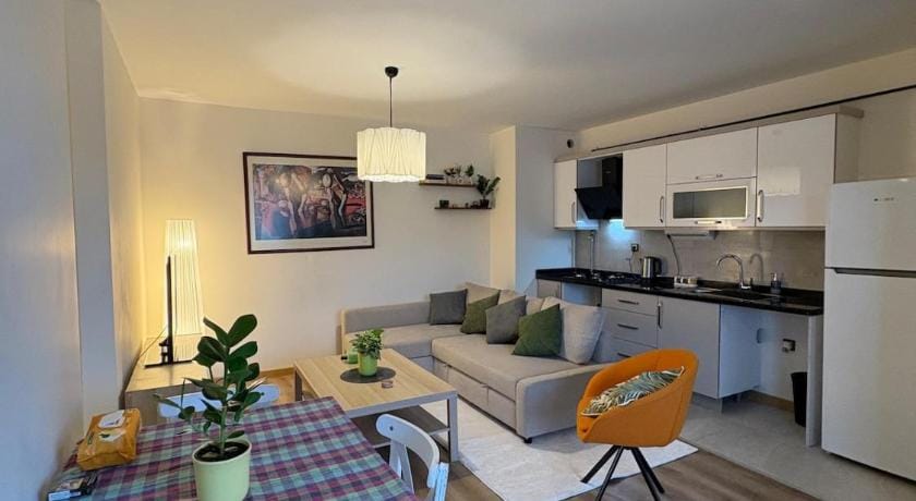 10 Mins to Takism - Cenrtal & New Modern Flat Apartment in Istanbul