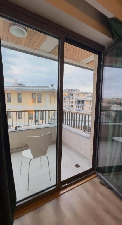10 Mins to Takism - Cenrtal & New Modern Flat Apartment in Istanbul