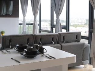 Cube 8 Teens Austin Central Johor Bahru JB Vacation rental in Johor Bahru