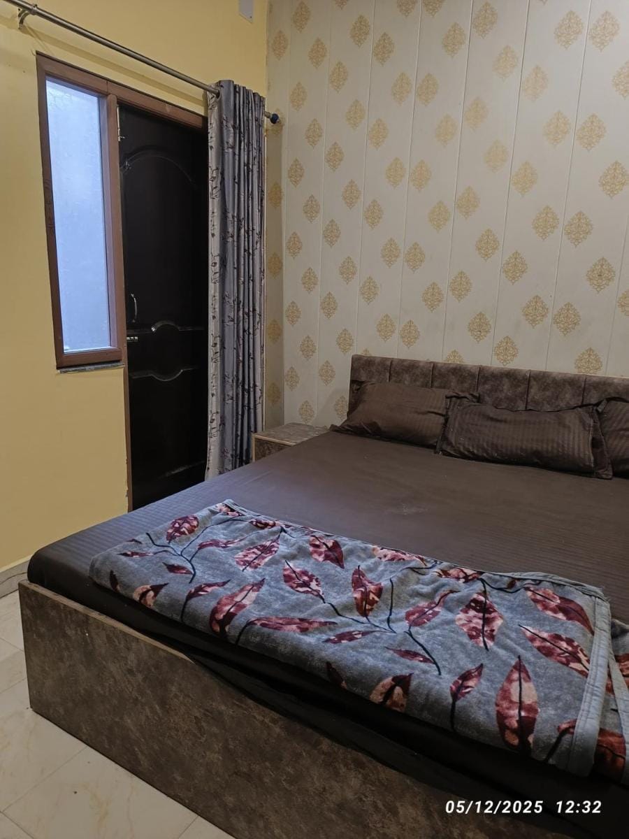 Sudarshan Home Stay Hotel in Varanasi