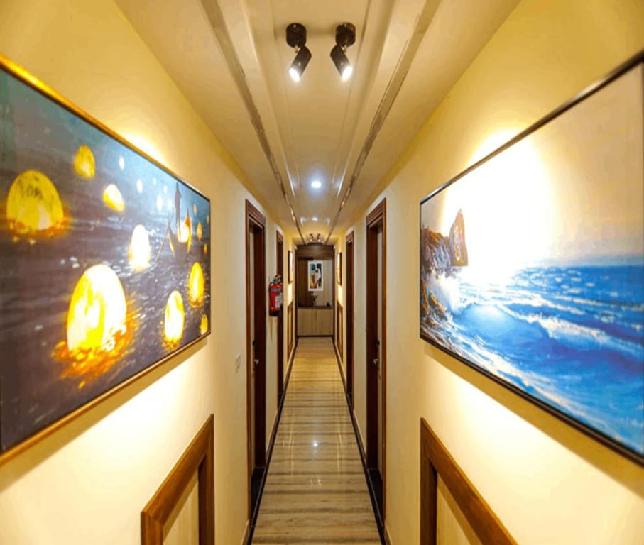 White Panda Hotels Paarth Grand Hotel in Uttarakhand