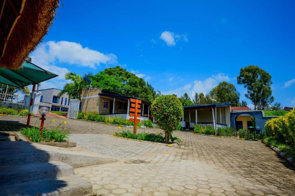 Quality Inn Motel Nyanza Hotel in Africa