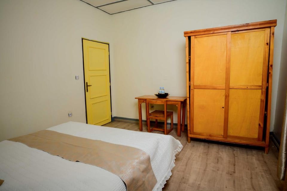 Quality Inn Motel Nyanza Hotel in Africa