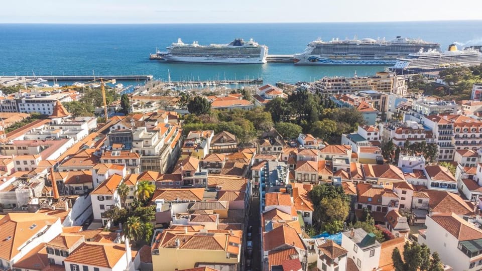 Sao Pedro Central Flat by Atlantic Holiday Apartment in Funchal
