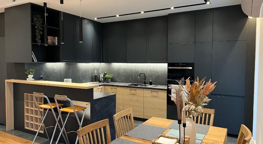 M4 Luxury Apartment in the City Center - Klimatyzacja, Parking, Balkon, Atlas Arena, Wytwórnia, Piotrkowska Apartment in Masovian Voivodeship
