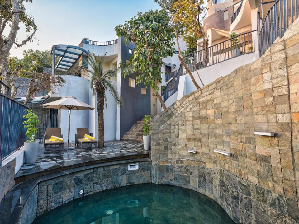 Moshams - A Home with Nature & Elegance Bed and Breakfast in Uttarakhand