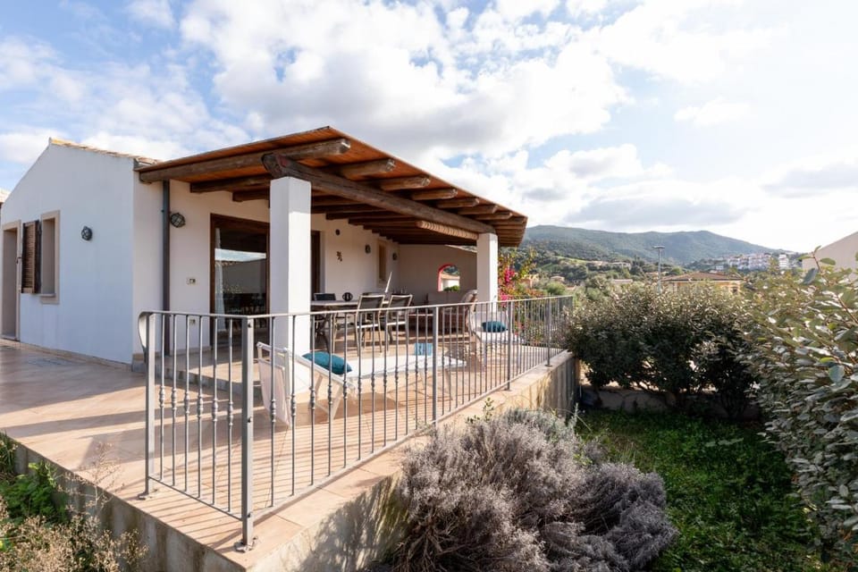 Casa della Vigna 2 by Wonderful Italy Apartment in Sardinia