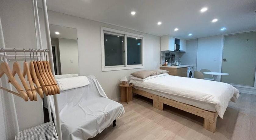 Aloha house  Apartment in Seoul