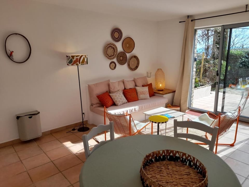 Le Mazet des Jasmins Vacation rental in Gordes