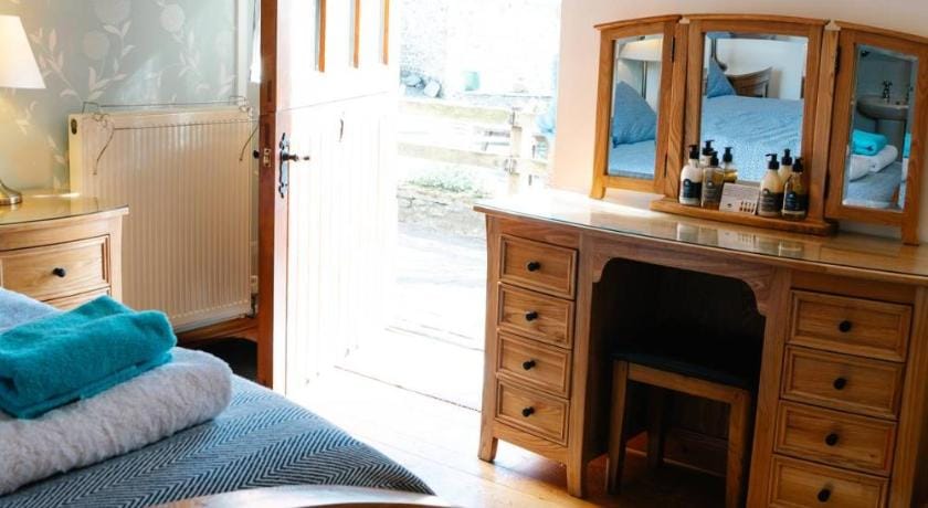 Henllys Estate B and B Hotel in Wales