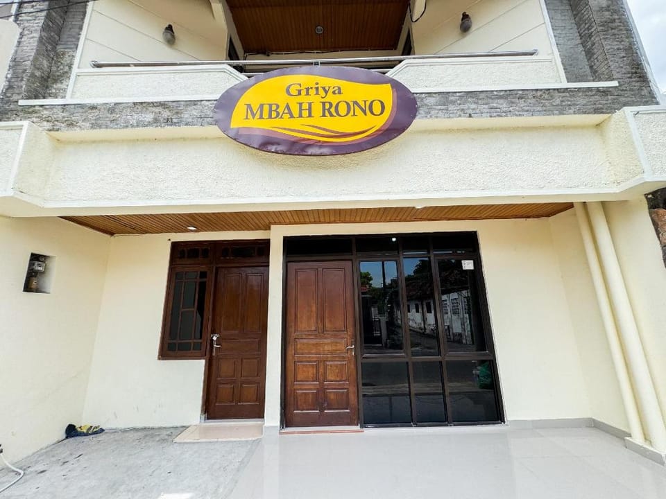 RedDoorz @ Griya Mbah Rono Malioboro Hotel in Yogyakarta