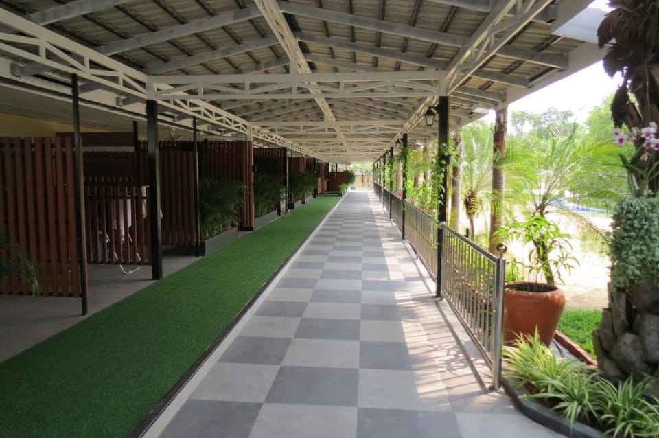 Baan Bee Residence Apartment in Pattaya City