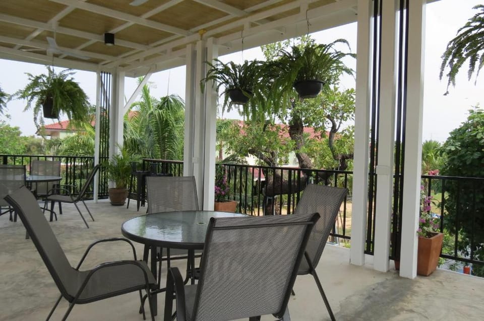 Baan Bee Residence Apartment in Pattaya City